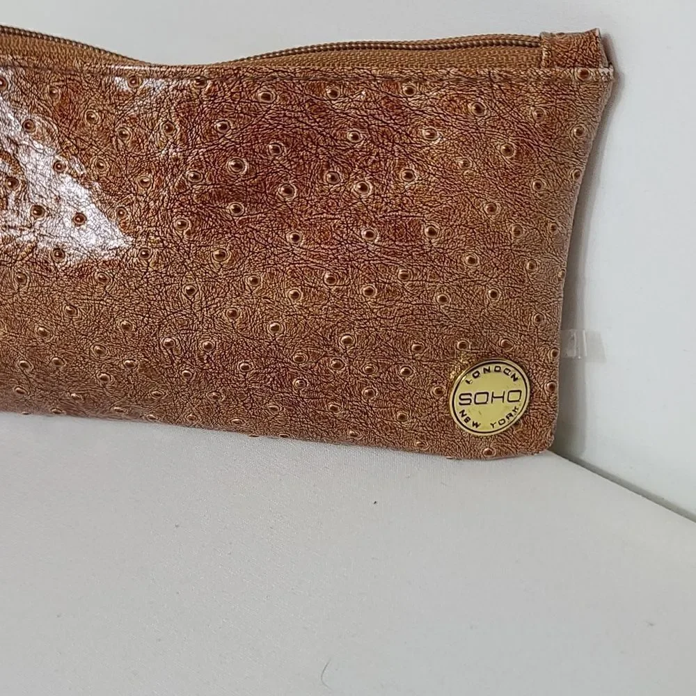 ❤ Soho London Brown wristlet
